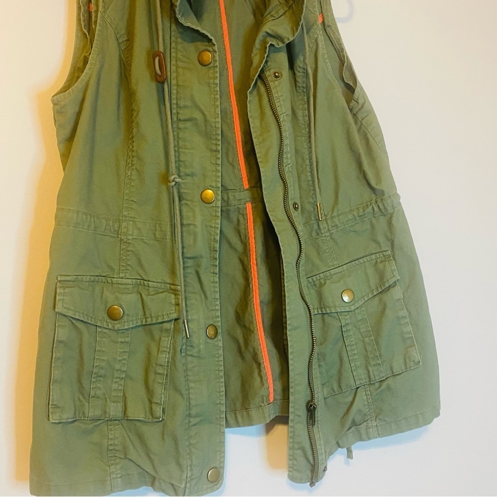 41 Hawthorn Green Vest with Bright Orange Trim - Picture 7 of 7
